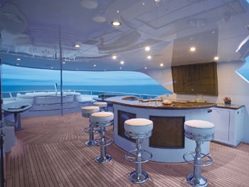 150' Excellence yacht bar